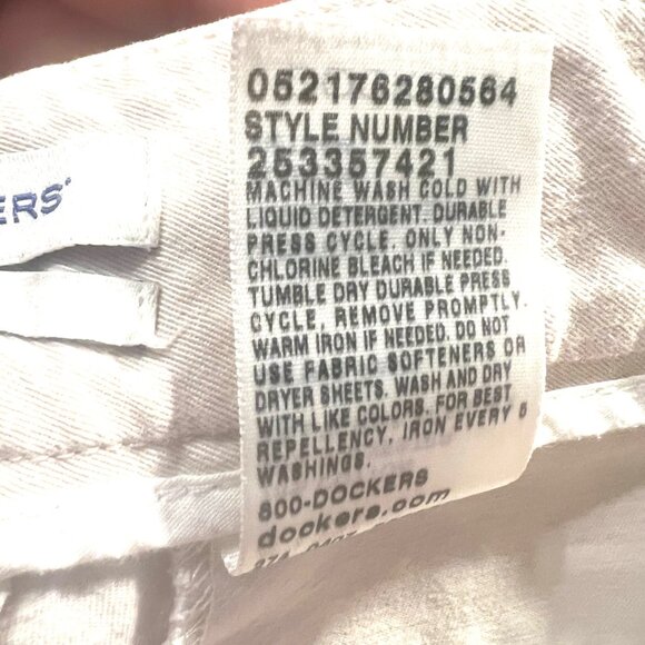 Dockers Ideal Fit Women's 6 Long Khaki Slacks-Casual-100 % Cotton-Front Pockets - Picture 13 of 13